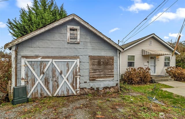 Property photo for 335 N Madison Street, Monroe photo 4