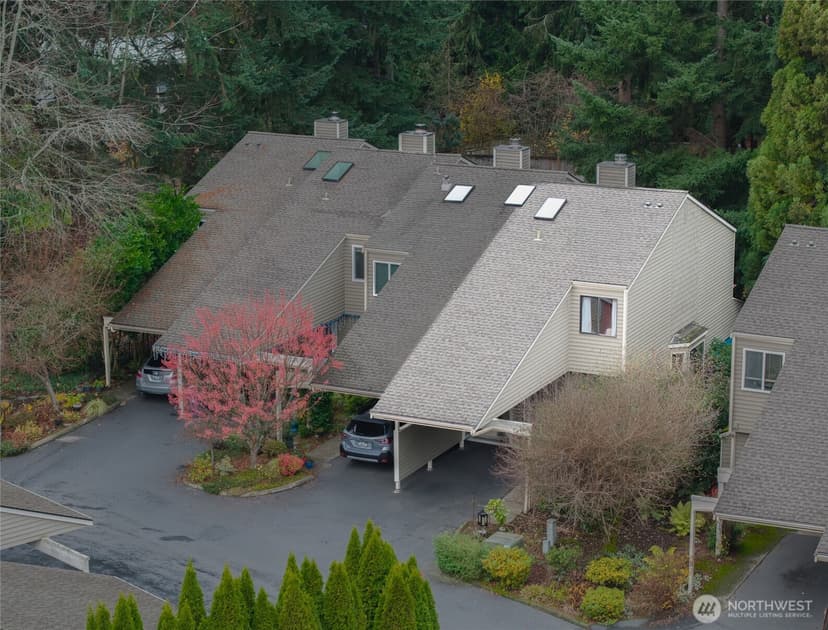 Property photo for 9606 NE 121st Lane, Kirkland photo 2