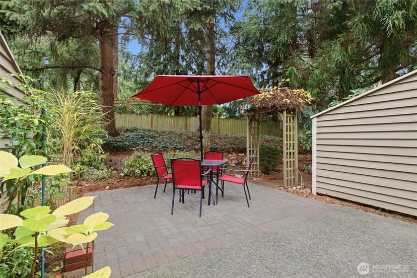 Property photo for 9606 NE 121st Lane, Kirkland photo 3
