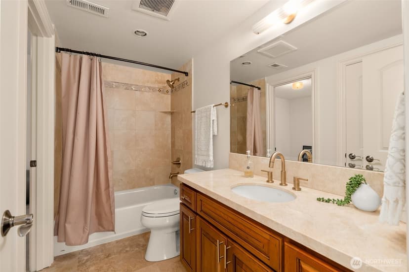Property photo for 410 8th Avenue W, Kirkland photo 34