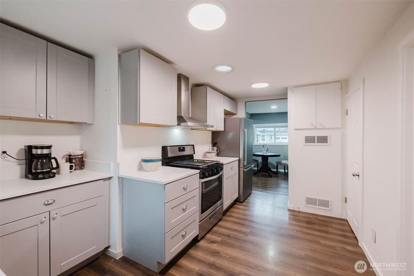 Property photo for 2805 NE Bowen Street, Bremerton photo 16