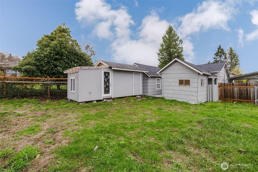 Property photo for 2805 NE Bowen Street, Bremerton photo 30