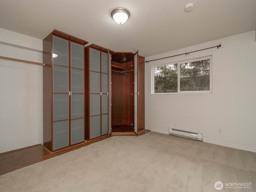 Property photo for 14527 NE 40th Street #G204, Bellevue photo 10