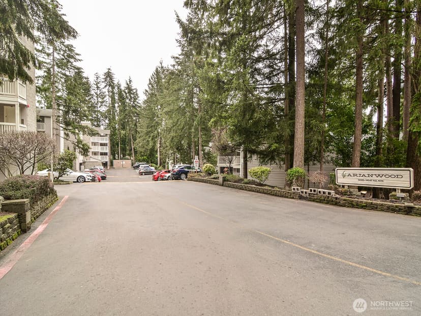 Property photo for 14527 NE 40th Street #G204, Bellevue photo 17