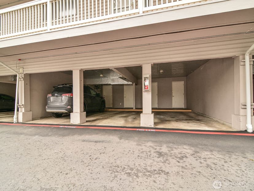 Property photo for 14527 NE 40th Street #G204, Bellevue photo 16
