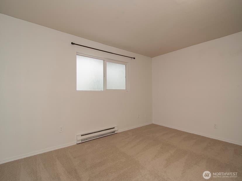 Property photo for 14527 NE 40th Street #G204, Bellevue photo 12