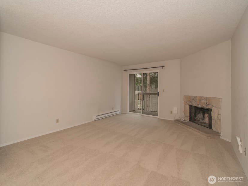 Property photo for 14527 NE 40th Street #G204, Bellevue photo 6