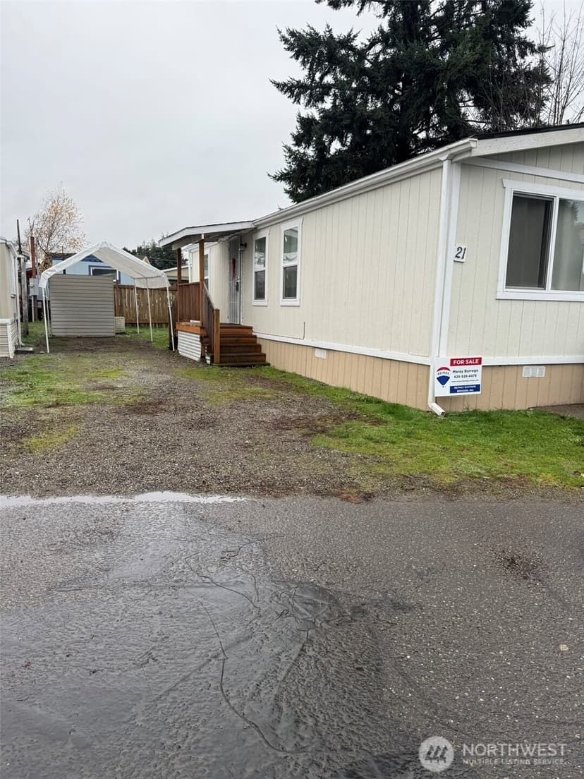 Property photo for 10302 Lakeview Avenue SW #21, Lakewood