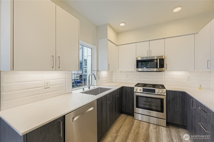 Property photo for 5111 NE Ravenna Ave #A, Seattle photo 7