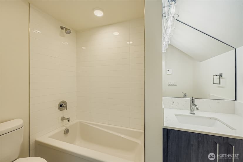 Property photo for 5111 NE Ravenna Ave #A, Seattle photo 19