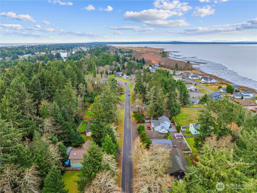 Property photo for 181 Duck Lake Drive NE, Ocean Shores photo 34