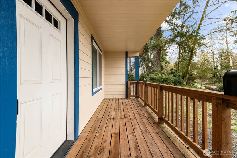 Property photo for 181 Duck Lake Drive NE, Ocean Shores photo 12