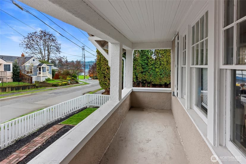Property photo for 1102 Highland Avenue, Bremerton photo 6