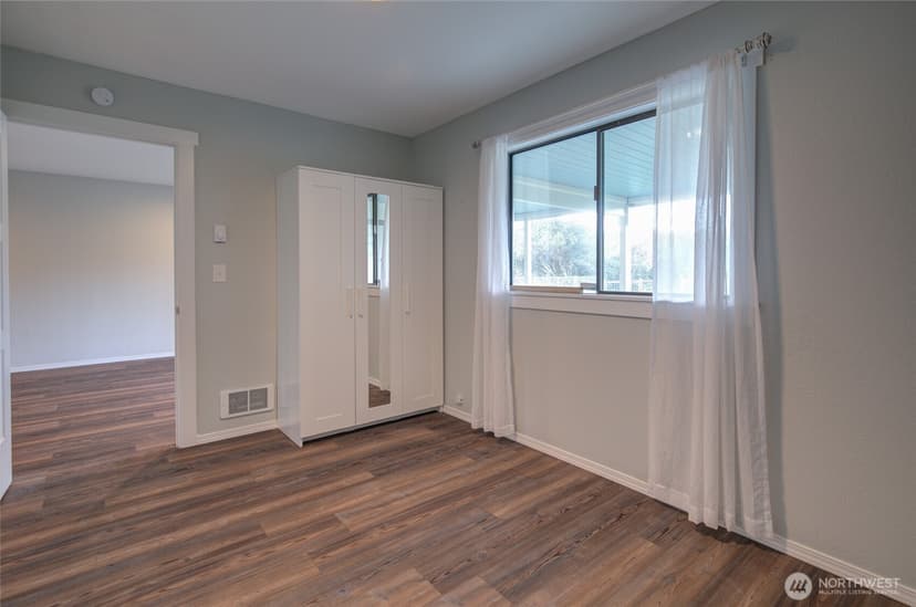 Property photo for 373 Sand Dune Avenue NW, Ocean Shores photo 9