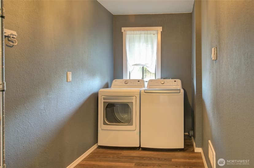 Property photo for 373 Sand Dune Avenue NW, Ocean Shores photo 10