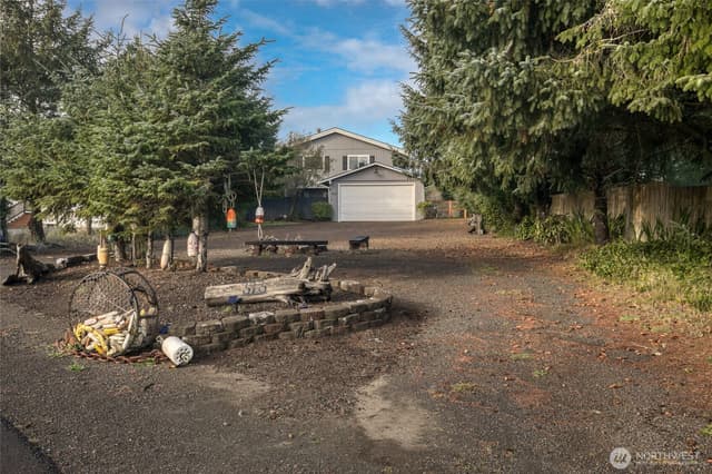 Property photo for 373 Sand Dune Avenue NW, Ocean Shores