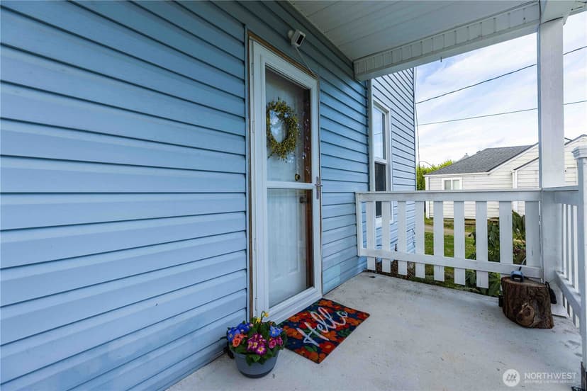 Property photo for 2609 Perry Avenue, Bremerton photo 4
