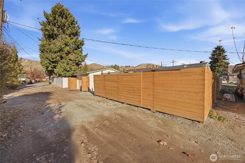 Property photo for 409 N Cedar Street, Chelan photo 28