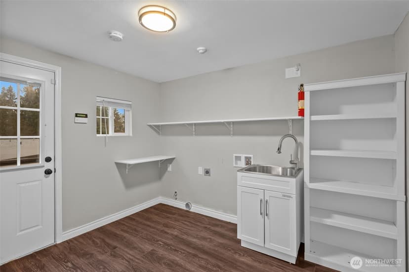 Property photo for 9901 59th Avenue Ct E, Puyallup photo 16