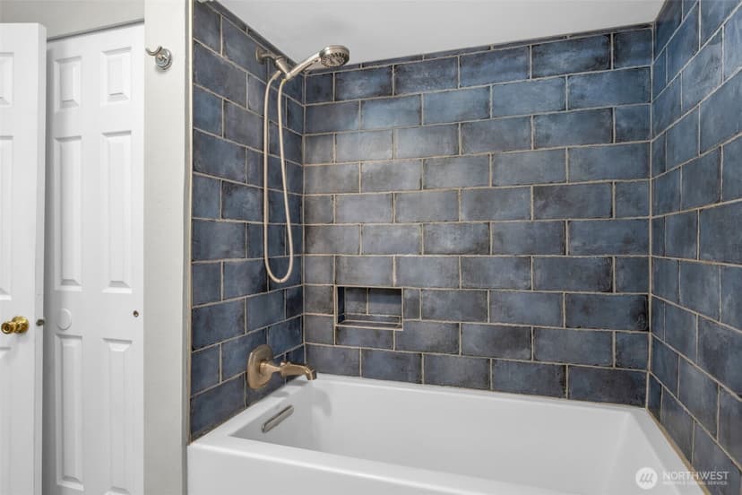 Property photo for 9901 59th Avenue Ct E, Puyallup photo 14