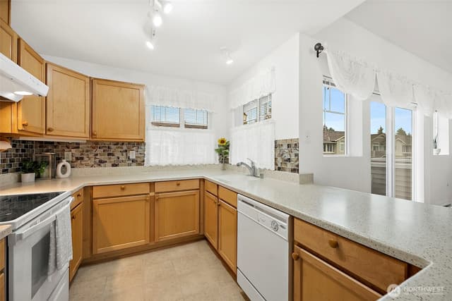 Property photo for 6117 Isaac Avenue SE #E, Auburn photo 4