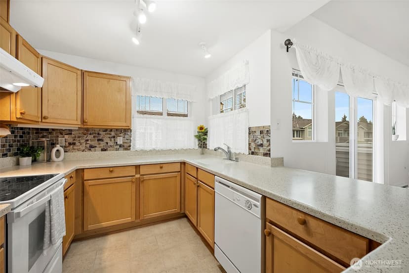 Property photo for 6117 Isaac Avenue SE #E, Auburn photo 4