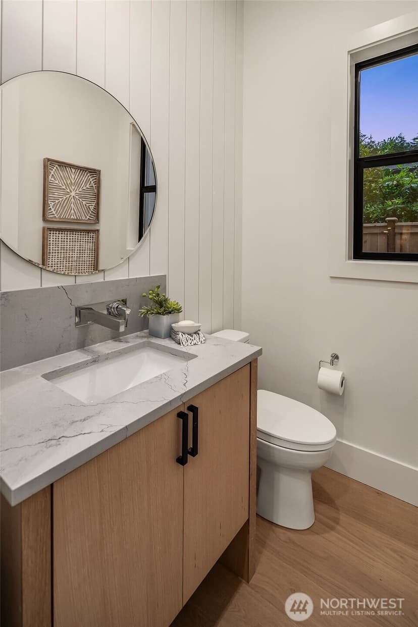 Property photo for 13408 NE 47th Street, Bellevue photo 17