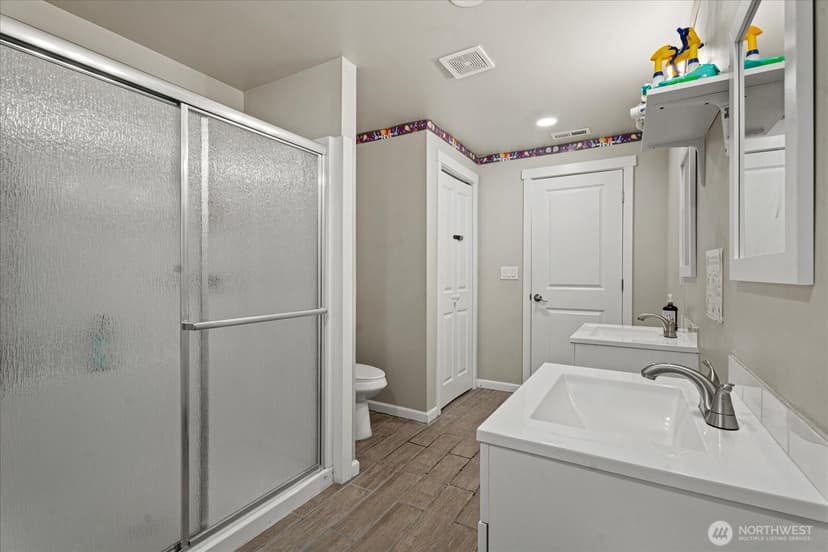 Property photo for 5537 S 119th St, Seattle photo 24