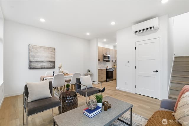 Property photo for 805 S Sullivan Street #B, Seattle photo 5