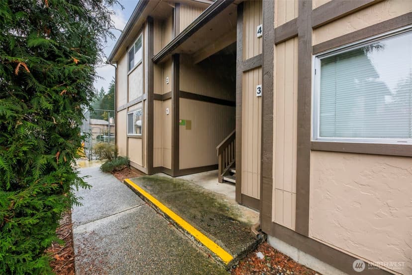 Property photo for 4705 176th Street SW #B1, Lynnwood photo 36