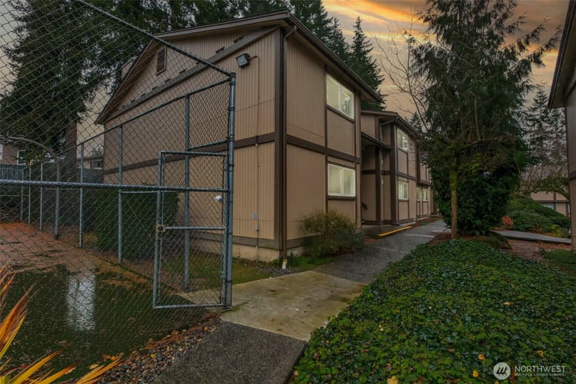 Property photo for 4705 176th Street SW #B1, Lynnwood photo 40