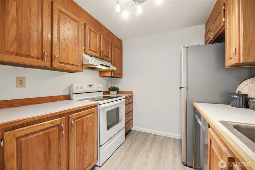 Property photo for 4705 176th Street SW #B1, Lynnwood photo 10