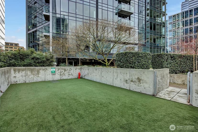 Property photo for 10700 NE 4th Street #2712, Bellevue photo 32