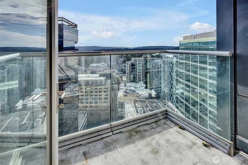 Property photo for 10700 NE 4th Street #2712, Bellevue photo 12