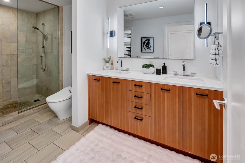 Property photo for 10700 NE 4th Street #2712, Bellevue photo 14