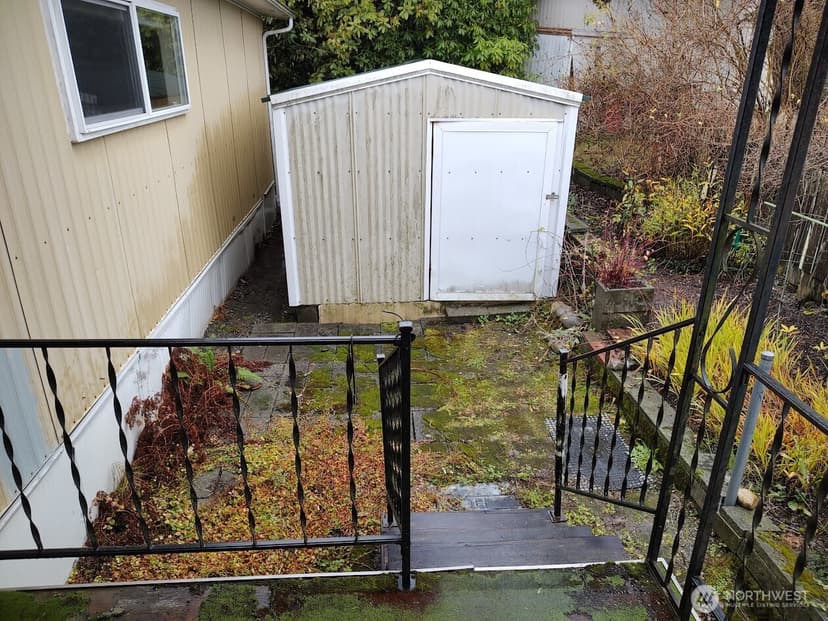 Property photo for 13320 Highway 99 #151, Everett photo 10