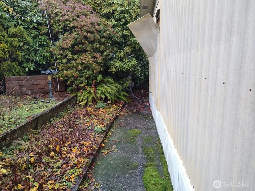 Property photo for 13320 Highway 99 #151, Everett photo 13