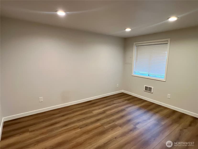 Property photo for 526 S 323rd Place #11F, Federal Way photo 18
