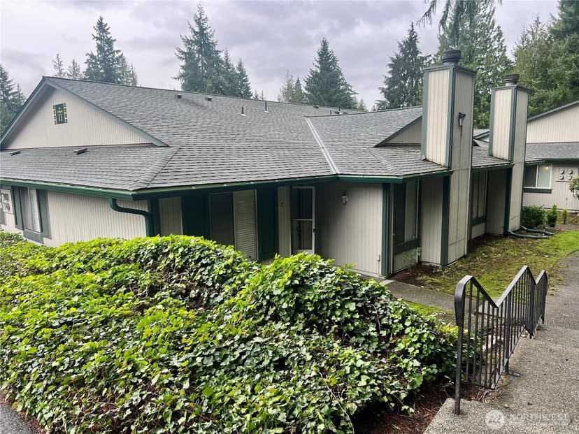 Property photo for 526 S 323rd Place #11F, Federal Way photo 24