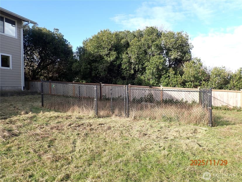 Property photo for 156 Sea Breeze Loop SE, Ocean Shores photo 30