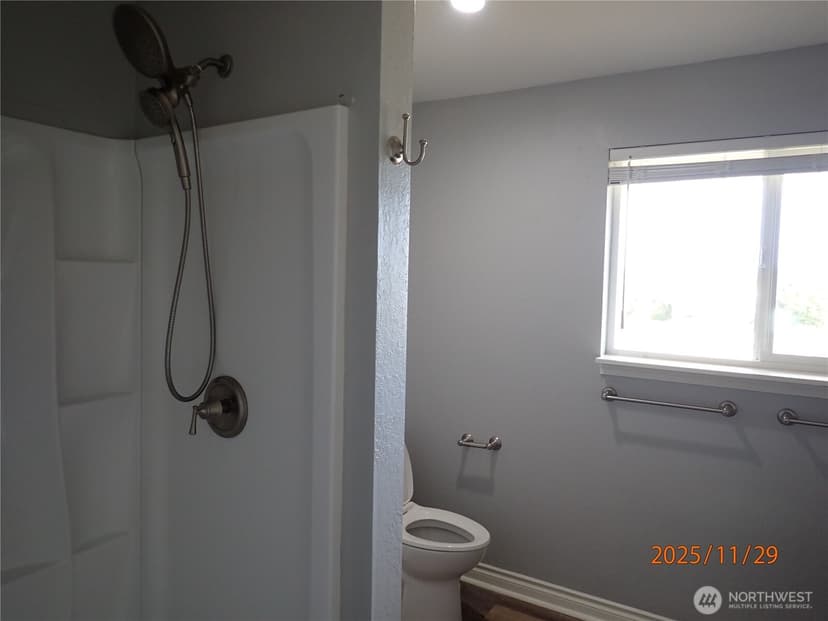 Property photo for 156 Sea Breeze Loop SE, Ocean Shores photo 23
