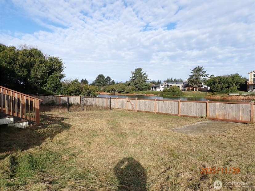 Property photo for 156 Sea Breeze Loop SE, Ocean Shores photo 29