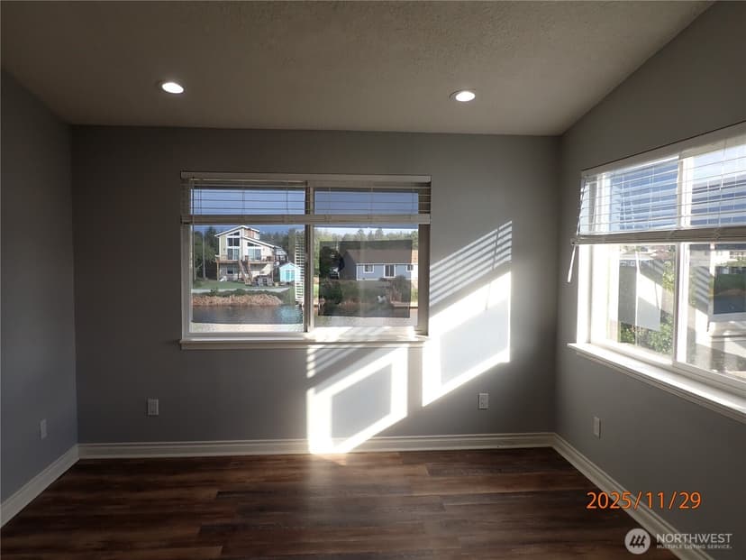 Property photo for 156 Sea Breeze Loop SE, Ocean Shores photo 22