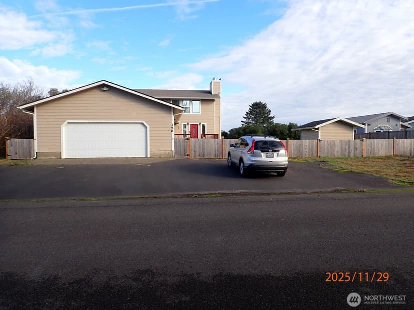 Property photo for 156 Sea Breeze Loop SE, Ocean Shores photo 5