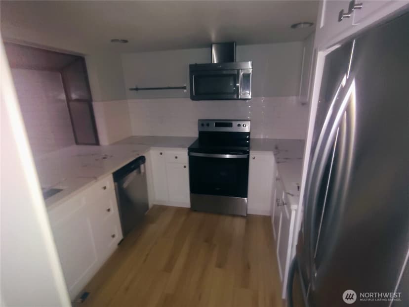 Property photo for 110 SW 116th Street #A11, Seattle photo 6