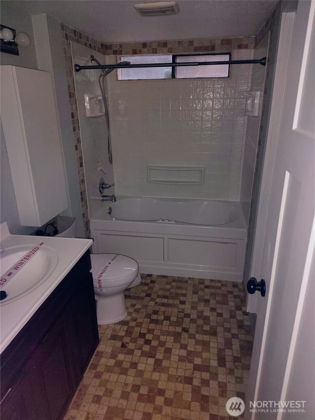 Property photo for 110 SW 116th Street #A11, Seattle photo 4