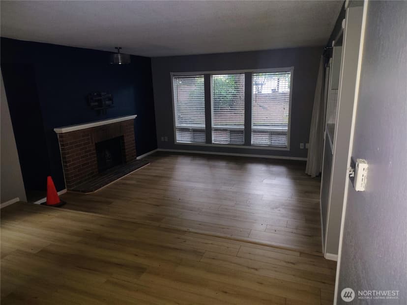 Property photo for 110 SW 116th Street #A11, Seattle photo 3