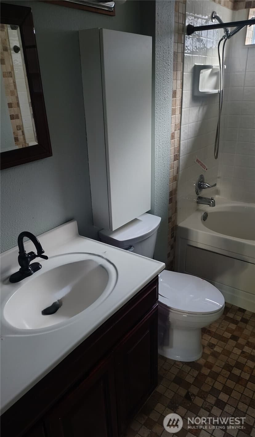 Property photo for 110 SW 116th Street #A11, Seattle photo 7