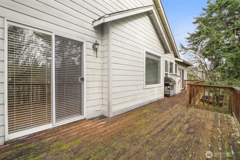 Property photo for 7412 64th Street Ct W, University Place photo 27