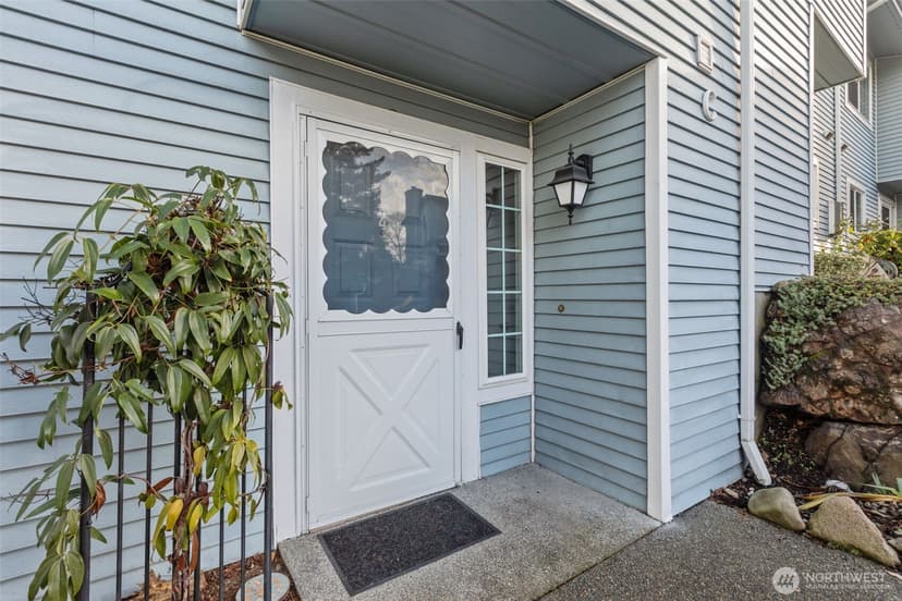 Property photo for 3810 S 158th Street #C2, Tukwila photo 2